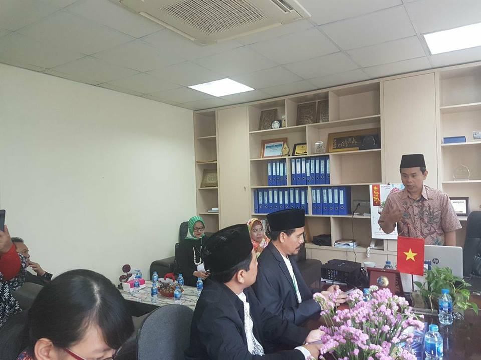 Ngày 10/5/2018 MUI (Indonesia) đến thăm Văn Phòng HCA